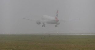 Sabiha Gökçen Havalimanı'nda seferlere sis engeli