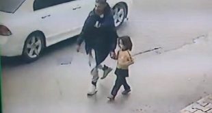 Sokakta oynayan 4 yaşındaki çocuk kaçırıldı