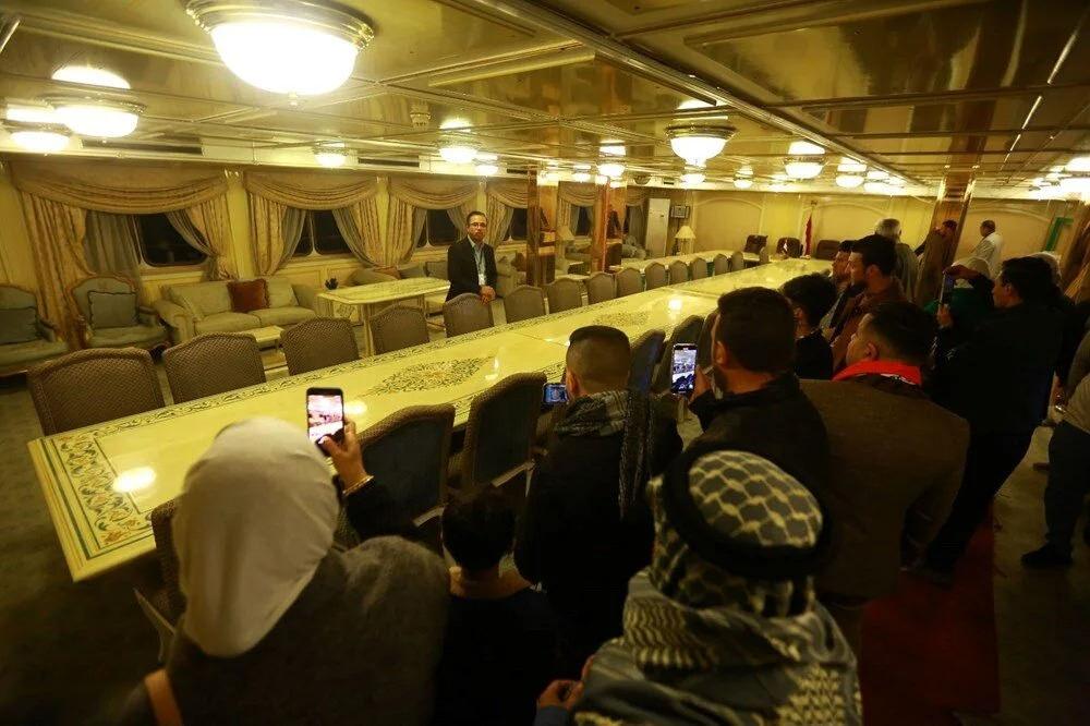 Saddam Hüseyin'in 4 katlı lüks yatı ziyarete açıldı