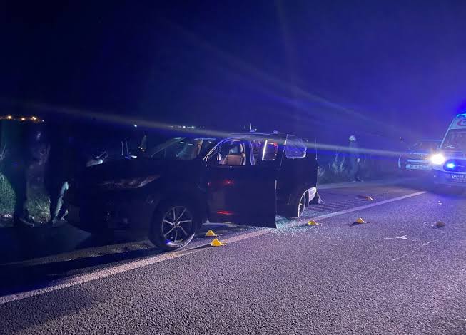 Yabancı plakalı otomobile silahlı saldırı: 3 ölü