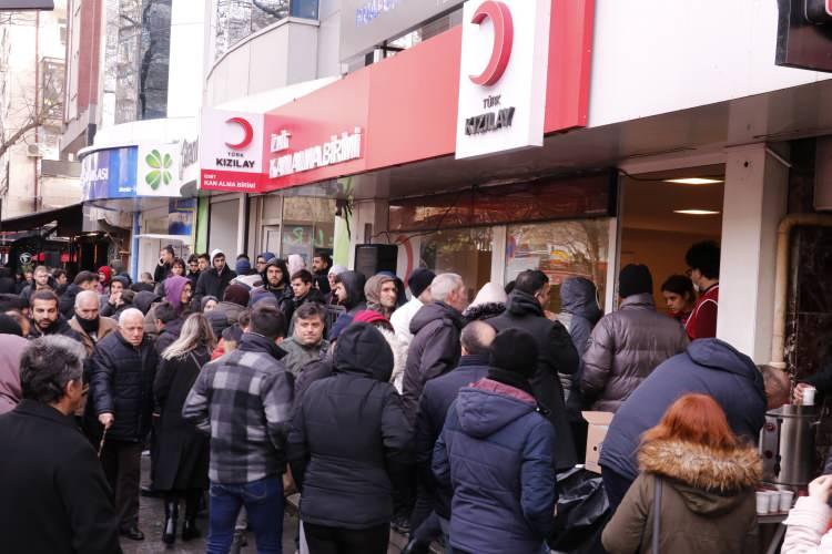 Kuveyt'te kutlamalar iptal edildi, Türkiye'ye acil yardım adımı