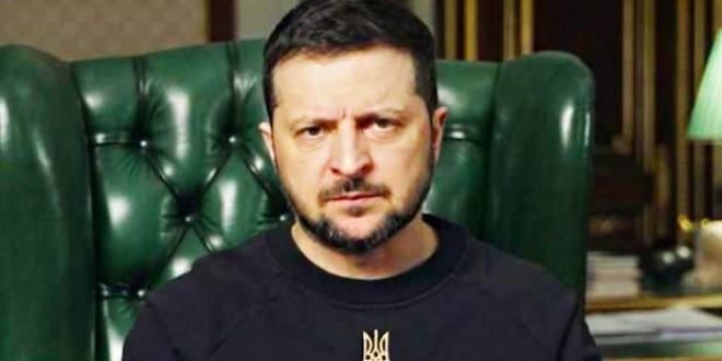 Zelenski'den Macron'a yanıt: Zamanını boşa harcıyor