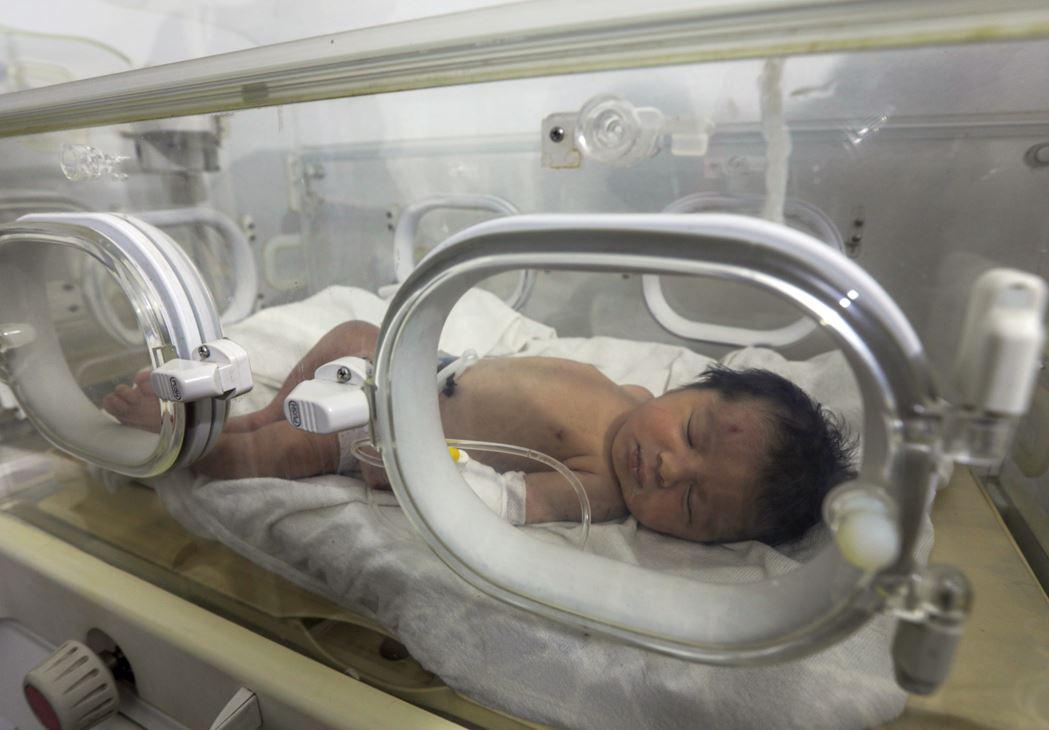 Enkazda doğan Eye bebek yetim büyüyecek Enkazda doğan Eye bebek yetim büyüyecek