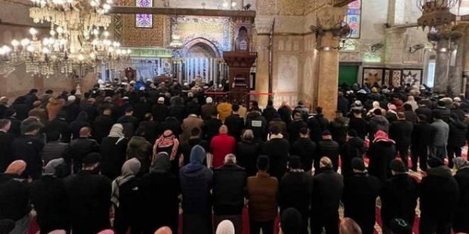 İslam dünyasında depremde ölenler için gıyabi cenaze namazı kılındı