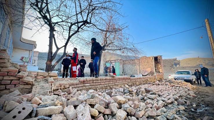 İran Azerbaycan’ın deprem yardımını kabul etmedi