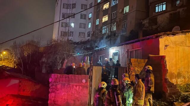 İstanbul’da gecekonduda yangın çıktı