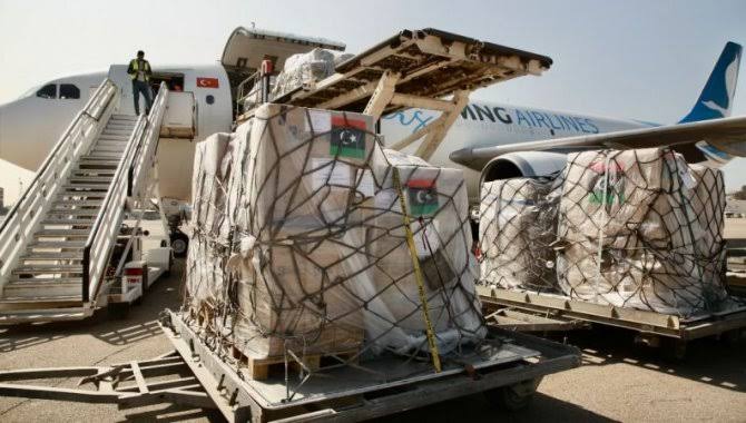 Libya, Türkiye’deki depremzedelere 15 ton yardım malzemesi daha gönderdi