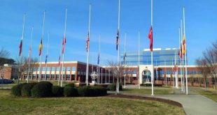 NATO Karargahlarında da bayraklar yarıya indirildi