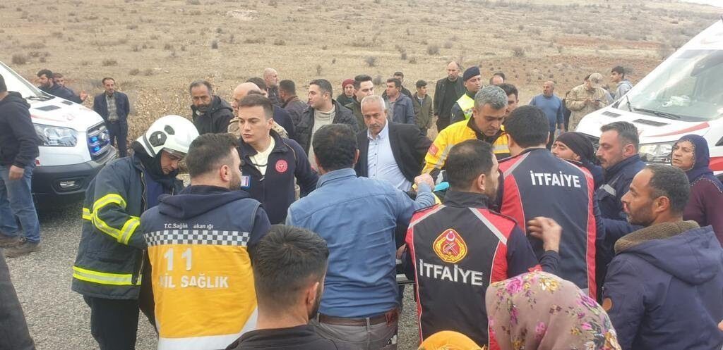 Öğrenci servisi şarampole yuvarlandı! Çok sayıda öğrenci yaralandı