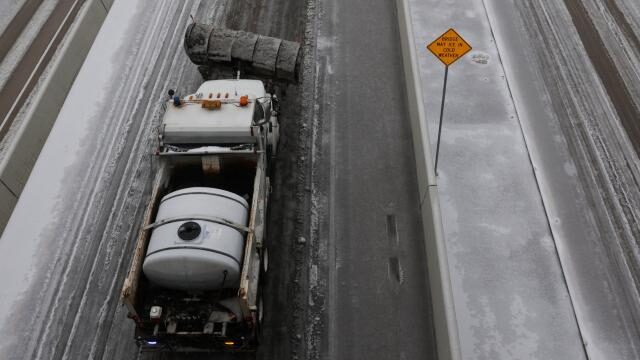 Teksas’ta ölümcül buz fırtınası! Binlerce kişi elektriksiz kaldı!