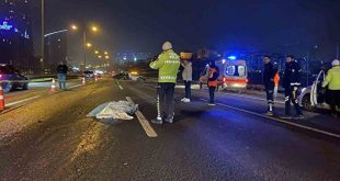 TEM Otoyolu’nda feci ölüm: Seyir halindeki otomobilden düşen kişiye iki araç çarptı