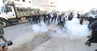 Yahudi yerleşimciler, Batı Şeria'da hasta taşıyan ambulansa saldırdı