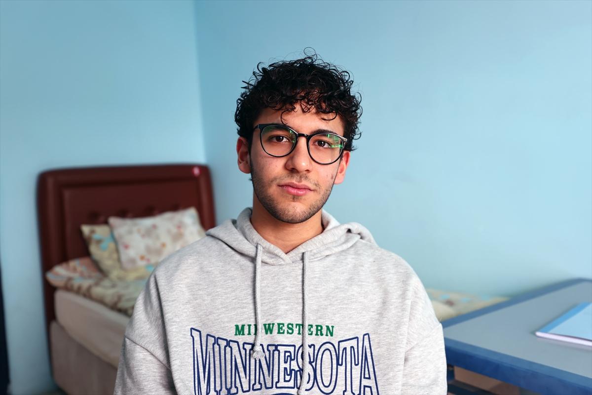 İzlediği film genç depremzedeyi hayatta tuttu