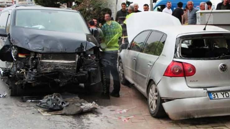 Antalya’ya gelen 3 depremzede, trafik kazasında yaşamını yitirdi