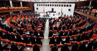 En düşük emekli maaşının 7 bin 500 liraya yükselmesini öngören kanun teklifi kabul edildi