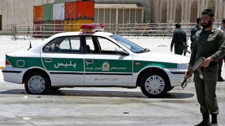 iran da cikan silahli catisma sonucu 2 polis hayatini kaybetti 01