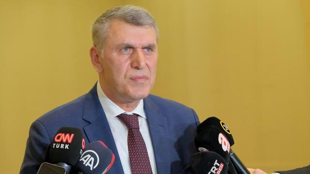 Kadem Ekşi’den İmamaoğlu’na sert eleştiri