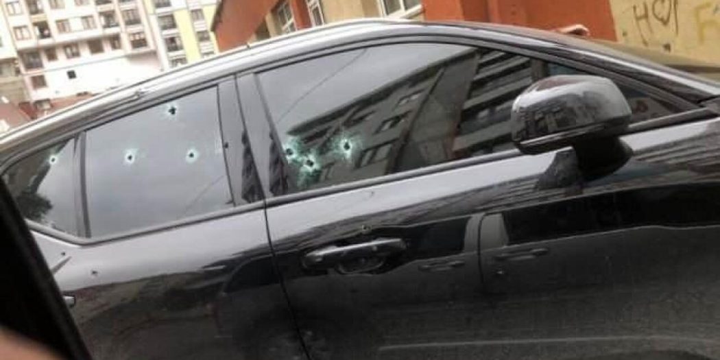 Kağıthane’de lüks araca kurşun yağmuru