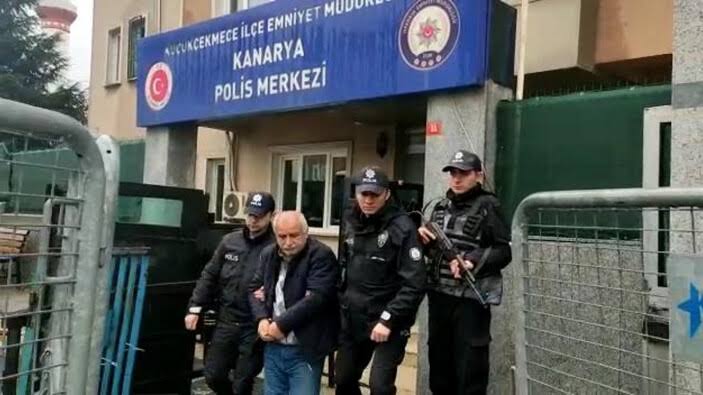 Küçükçekmece’de öğrencileri döven servis şoförü tutuklandı