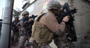 Mersin'de özel harekat polisin katılımıyla PKK/KCK operasyonu!