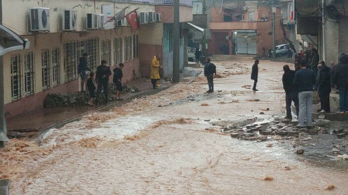 Şanlıurfa yine sele teslim!