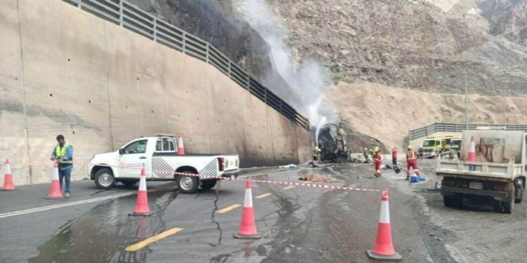 Suudi Arabistan’da feci kaza! Umrecileri taşıyan otobüs yandı: 20 ölü