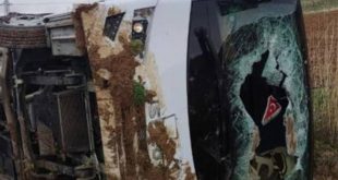 Cezaevi aracının devrilmesi sonucu 1 mahkum hayatını kaybetti!