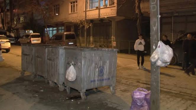 Çöpte parçalanarak poşete koyulmuş bir bebek cesedi bulundu
