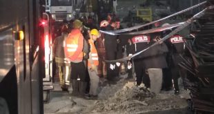 İnşaatta çökme meydana geldi, 5 işçi göçük altında kaldı!