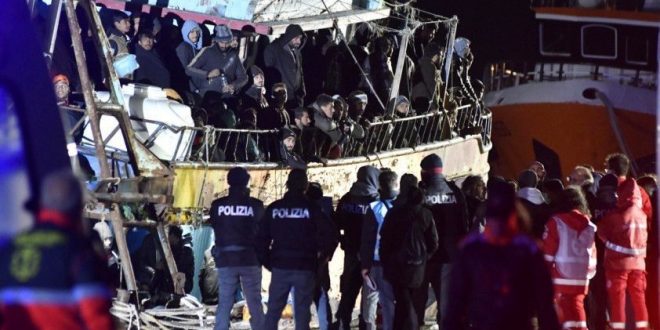 İtalya'da düzensiz göçmenler nedeniyle OHAL ilan edildi!