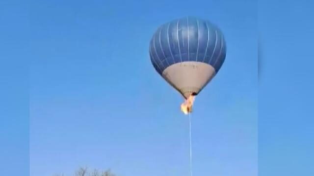 Meksika’da sıcak hava balonu alev aldı
