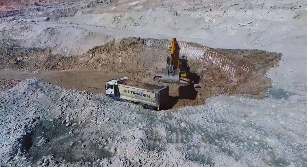 Enerji ve Tabii Kaynaklar Bakanı: Nadir toprak elementi keşfettik