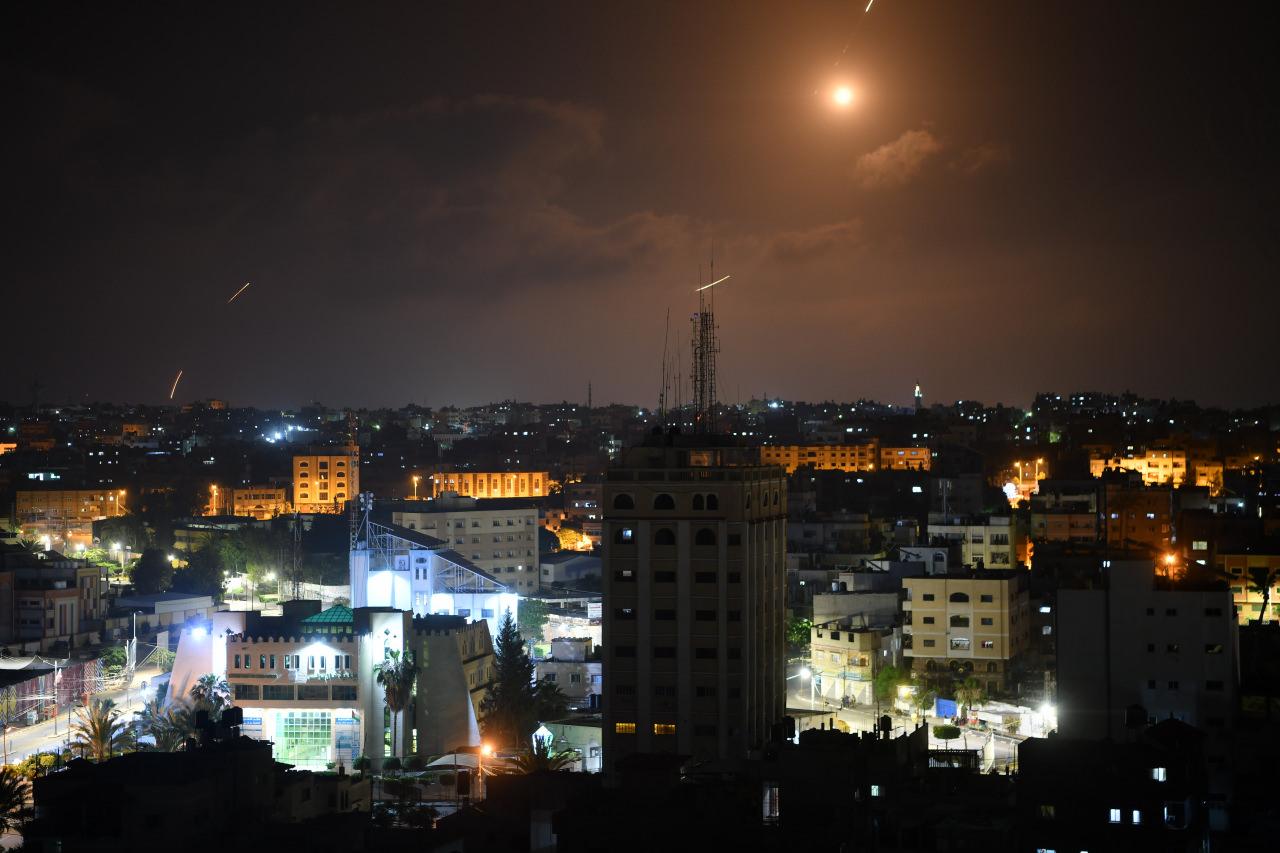 Orantısız hava saldırılarına karşılık verildi! Gazze Şeridi'nden İsrail'e roket yağmuru Orantısız hava saldırılarına karşılık verildi! Gazze Şeridi'nden İsrail'e roket yağmuru