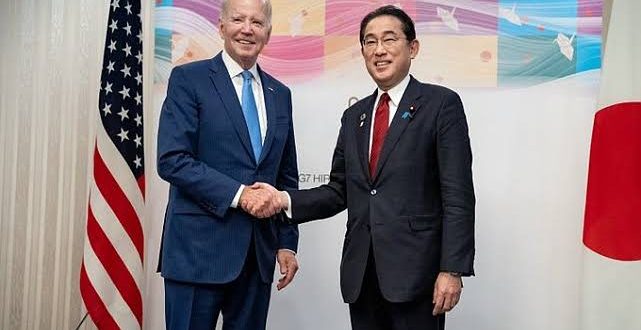 Biden Japonya'da! Başbakan Kişida ile Hiroşima'da bir araya geldi