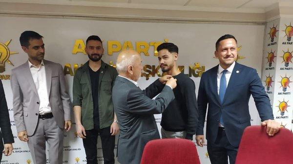 Zafer Partisi'nde toplu istifa depremi! Zafer Partisi'nde toplu istifa depremi!