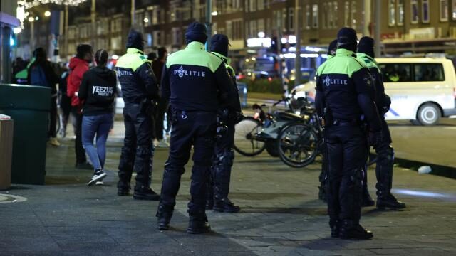 Hollanda’da yolu kapatarak eylem yapan çevreciler gözaltında