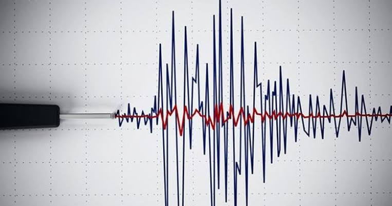 Japonya’da deprem oldu!