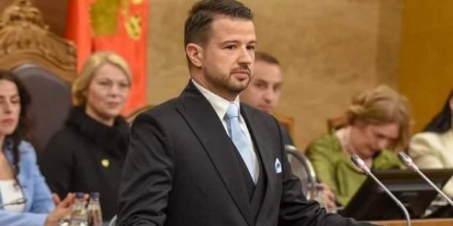 Karadağ'ın yeni cumhurbaşkanı Milatovic göreve başladı