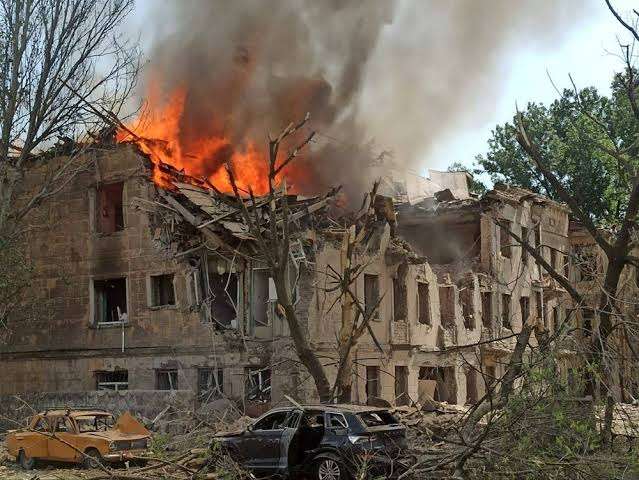 rus ordusu ukrayna daki hastaneyi vurdu olu ve yaralilar var 01