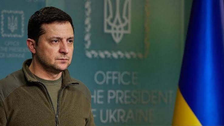 Rusya’dan Zelenskiy’e: Korkakça intihar edebilir!