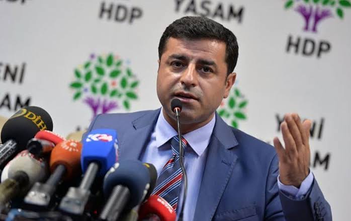 Selahattin Demirtaş: Siyaseti bırakıyorum!