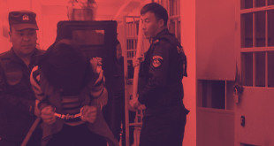 "Yaşlı Uygur çift Çin cezaevinde zehirlenerek can verdi"