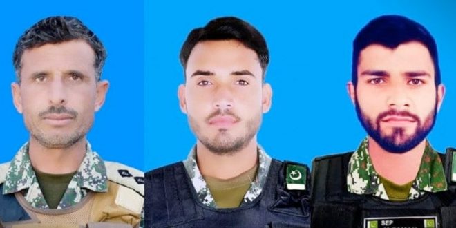 Kuzey Veziristan'da 3 Pakistan askeri öldü