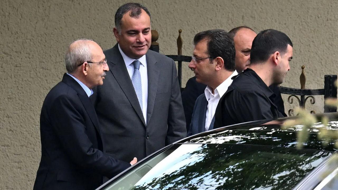 CHP'li Veli Ağbaba: CHP'ye getirenler bedel ödemelidir CHP'li Veli Ağbaba: CHP'ye getirenler bedel ödemelidir