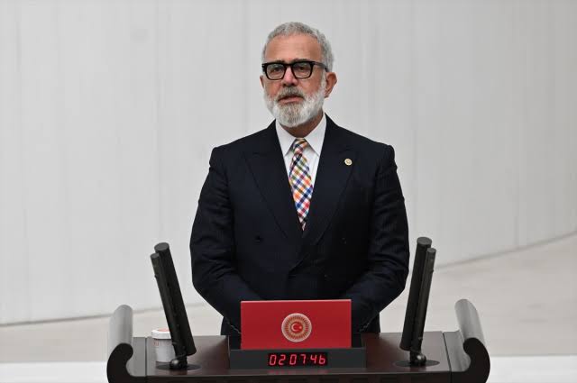 AK Partili Bahadır Yenişehirlioğlu trafik kazası geçirdi