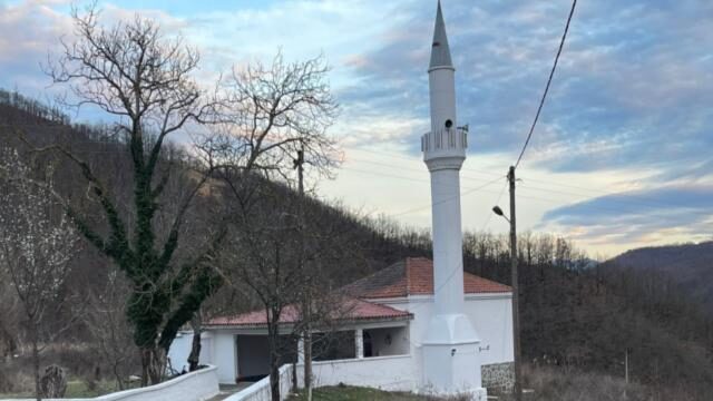 Batı Trakya’da camiye çirkin saldırı!