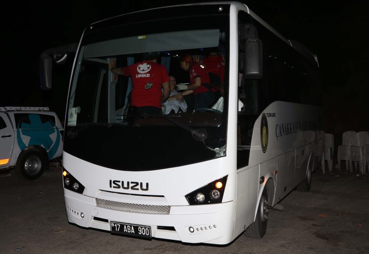 Çanakkale'de yangın: Vatandaşlar tahliye ediliyor