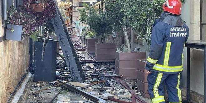 Antalya'da butik otelde yangın çıktı: 2 turist öldü