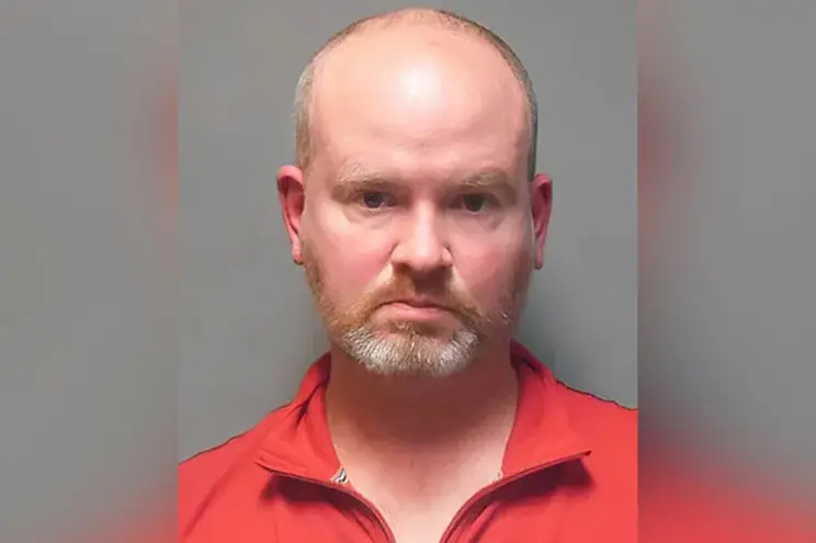 Ünlü CNN yapımcısı 9 yaşındaki kıza tecavüz etti!