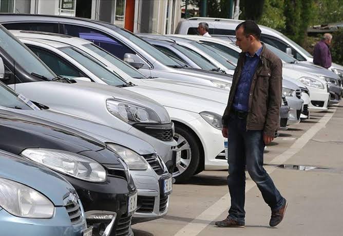 İkinci el araç fiyatlarına düzenleme! Resmi Gazete’de yayımlandı